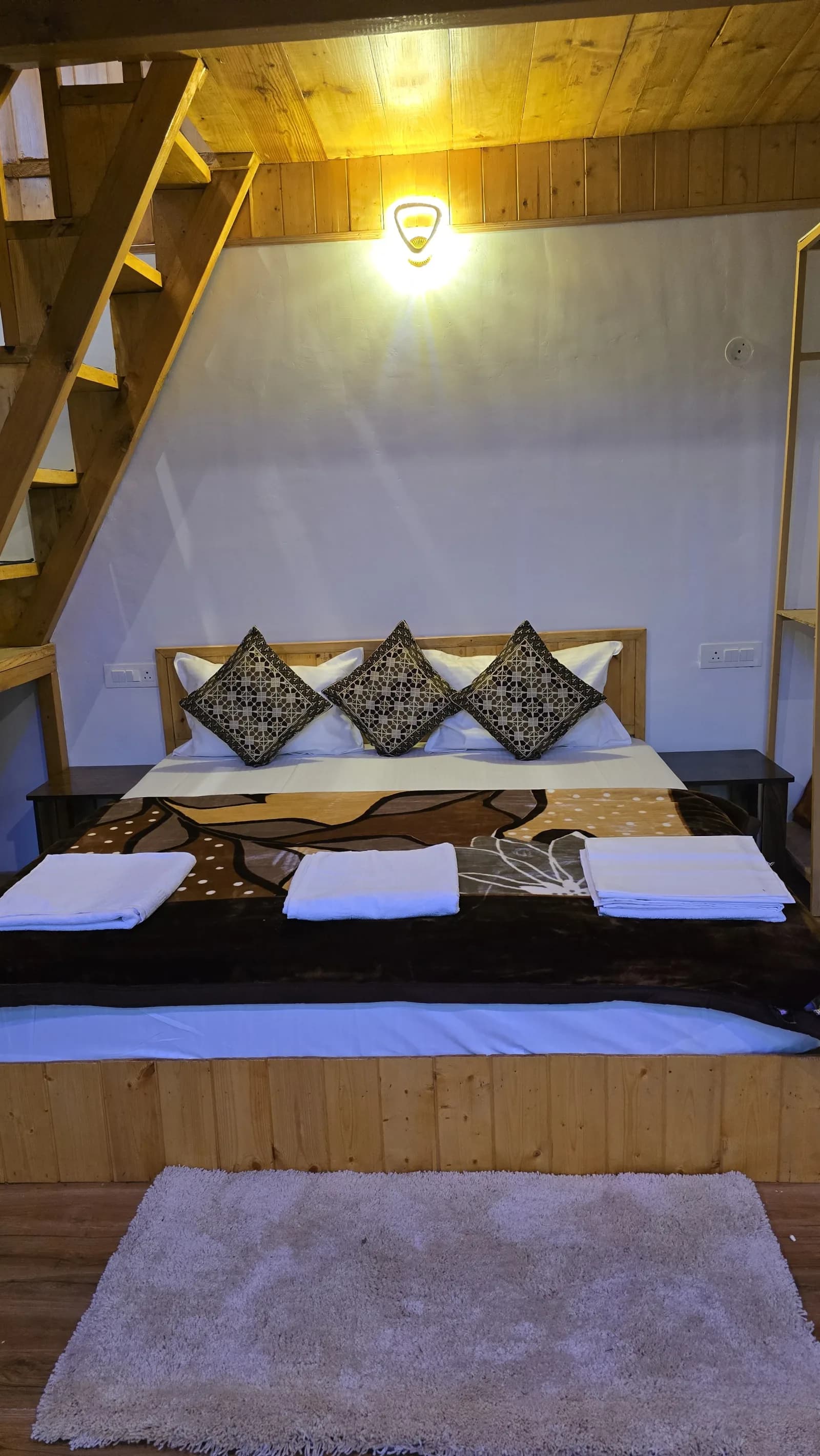 Acoustic Himalaya Cottages — photo 5
