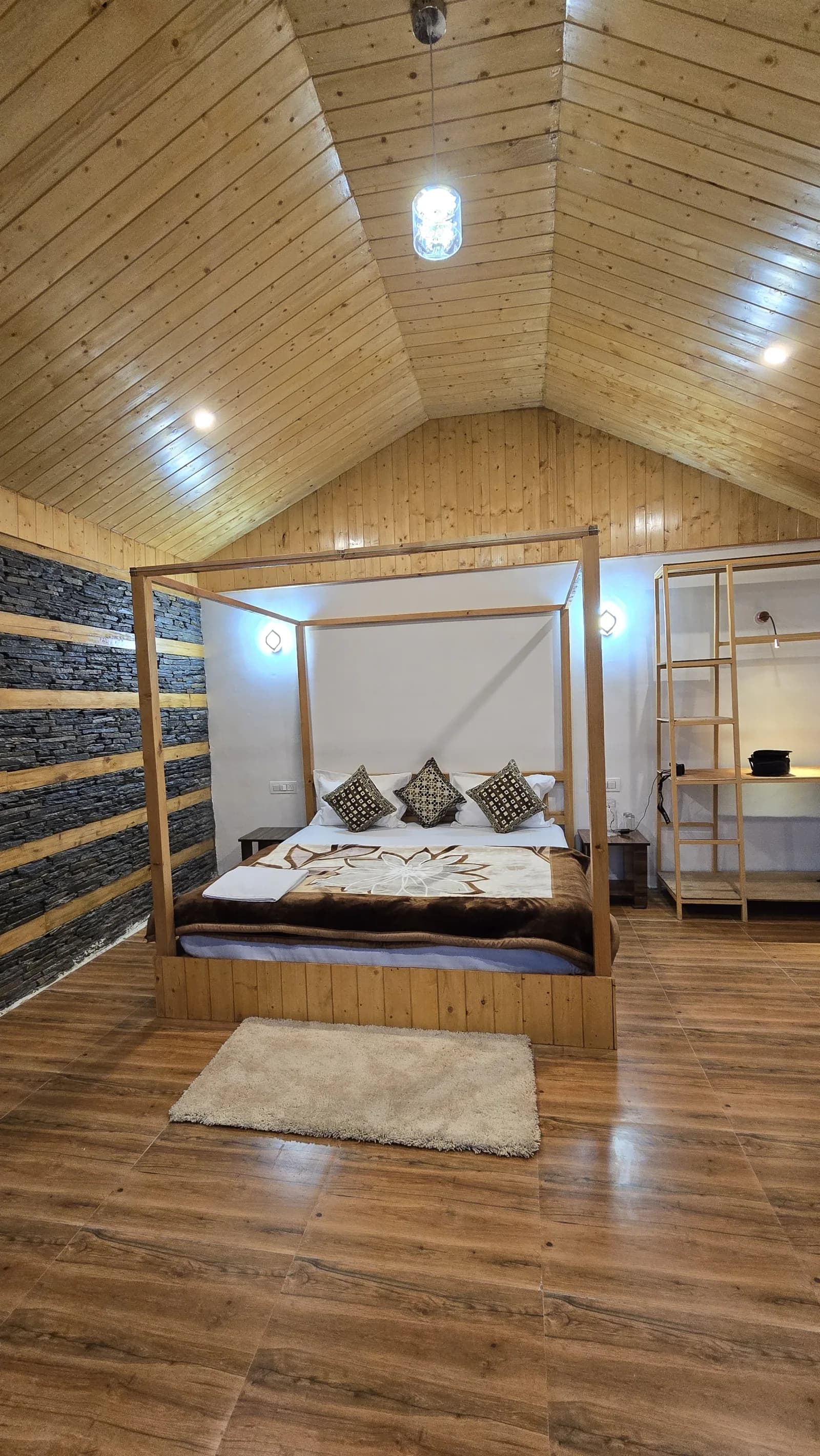 Acoustic Himalaya Cottages — photo 4